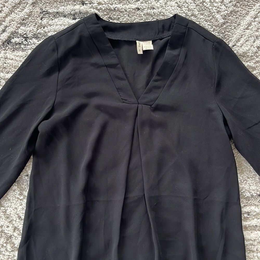 Black Longsleeve Blouse Vneck 